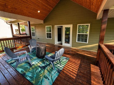 Step into easy living with this clean, modern 3-bedroom, 2-bath - photo 24