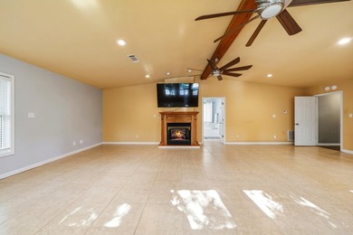Charming 3 bedroom, 2 bath home on a spacious .66-acre lot! This - photo 26