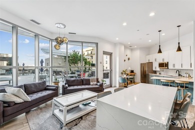 Million dollar views take center stage in this spectacular 22nd - photo 33