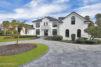 Fabulous home tucked away at the end of a private cul-de-sac in - photo 4