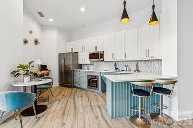 Million dollar views take center stage in this spectacular 22nd - photo 35