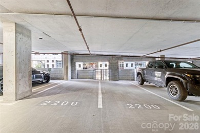 Million dollar views take center stage in this spectacular 22nd - photo 36