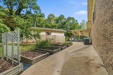 Charming 3 bedroom, 2 bath home on a spacious .66-acre lot! This - photo 38