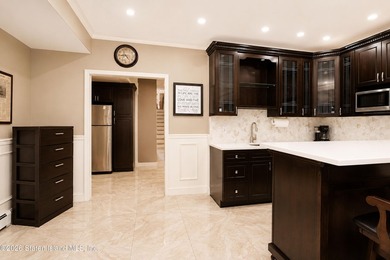Custom built exceptional home presents an opportunity for buyers - photo 38