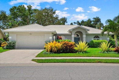 Lake Home For Sale in Venice, Florida