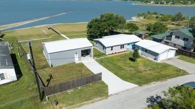 Lake Corpus Christi Home For Sale in Mathis Texas
