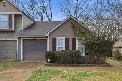 Lake Townhome/Townhouse For Sale in Clinton, Mississippi