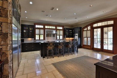 This remarkable property offers a perfect blend of luxurious - photo 44