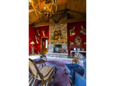 This remarkable property offers a perfect blend of luxurious - photo 47