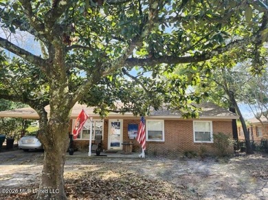 Reduced Price! Solidly-built, 1 story, Brick Home in East - photo 1