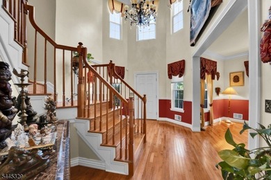 Luxury, privacy, and exceptional indoor-outdoor living define - photo 3