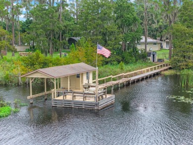 Lake Home Sale Pending in Orlando, Florida