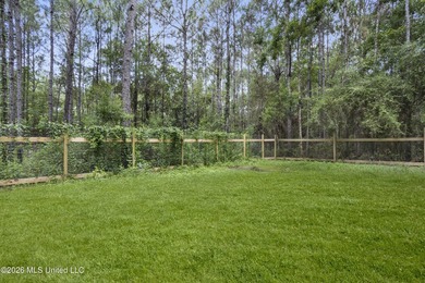 Cute as a button! Move-in ready 3 bed, 2 bath home close to - photo 25