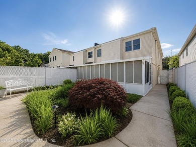 89 Evergreen Street is a semi-attached four-bedroom, three-bath - photo 35
