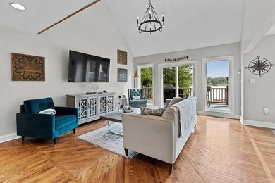 Finding a home on Lake Greenwood that offers both expansive big - photo 2