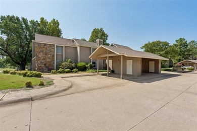 Welcome to this charming two-story townhome offering comfortable - photo 6