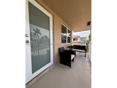 Great location in the Golden Isle subdivision with a security - photo 14