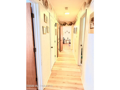 Get a glimpse of this beautiful 4 bedroom, 2.5 bath residence - photo 24
