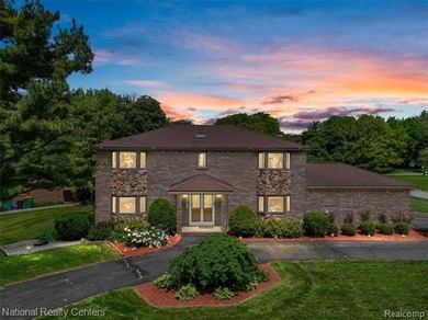 BACK ON THE MARKET DUE TO NO FAULT OF THE SELLER, BUYER - photo 1