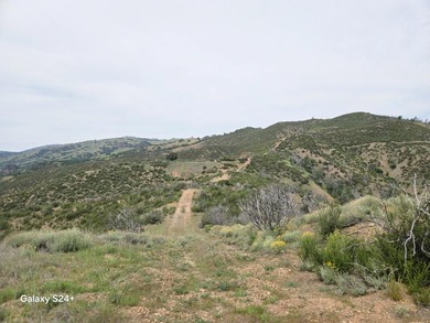 Nestled at an elevation of 2,200 feet, this extraordinary - photo 3