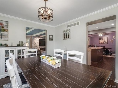 BACK ON THE MARKET DUE TO NO FAULT OF THE SELLER, BUYER - photo 6