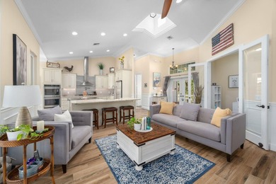 Meticulously maintained, custom built in 2017, 3 BR/ 2.5 BA CBS - photo 8