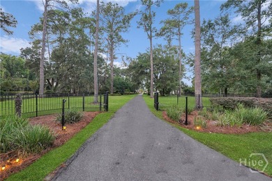 Welcome to your waterfront sanctuary on Richardson Creek, where - photo 3