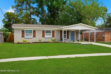 Welcome to this charming, move-in ready home in the heart of - photo 3