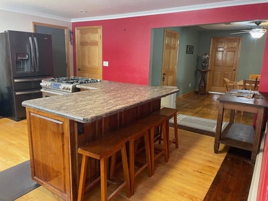 Additional listing photo 4