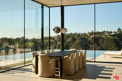 Enveloped in the lush landscape and bound by the masterful - photo 14