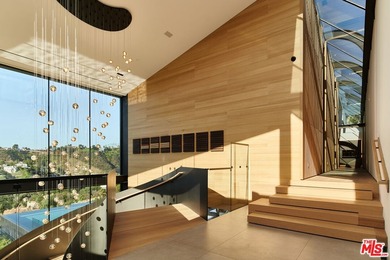 Enveloped in the lush landscape and bound by the masterful - photo 15