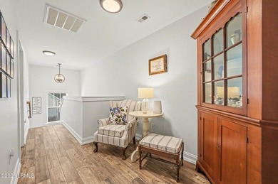 Experience coastal elegance in the sought-after Somerset Point - photo 36