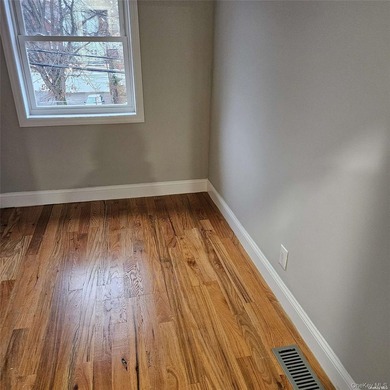 Completely Gut-Renovated. All New Top Of The Line Appliances - photo 6