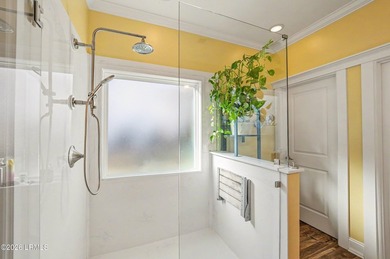 Experience coastal elegance in the sought-after Somerset Point - photo 39