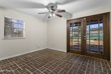 Rare opportunity to own a spacious home with an in-ground pool - photo 10