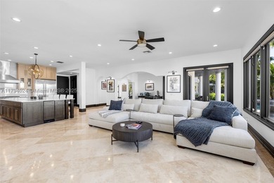 Welcome to this sophisticated and fully renovated waterfront - photo 18