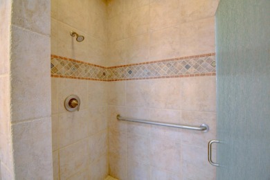 Fantastic home in desirable cul-de-sac near shops and