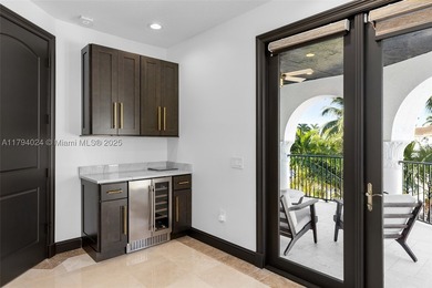 Welcome to this sophisticated and fully renovated waterfront - photo 22