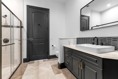 Welcome to this sophisticated and fully renovated waterfront - photo 27