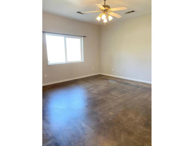 Fantastic Investment Opportunity! This duplex is ideally - photo 7