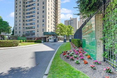 $43,500 BUYER INCENTIVE TOWARDS MONTHLY MAINTENANCE PRE-PAIDS OR - photo 28