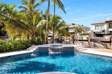Welcome to this sophisticated and fully renovated waterfront - photo 34