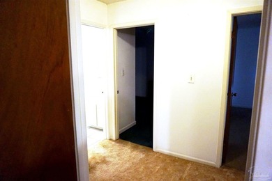 Solid all-brick 4-bedroom, 2-bath home on an oversized corner - photo 34