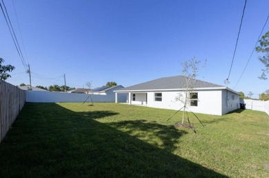 Beautiful 2022 CBS home featuring 4 bedrooms, 2 bathrooms, and a - photo 9