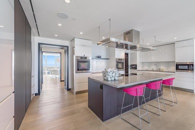Occupying the top three levels of Las Olas River House - photo 9