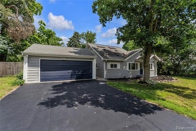Welcome home to this fully remodeled gem in Keego Harbor with - photo 1