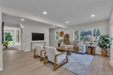 Welcome home to this fully remodeled gem in Keego Harbor with - photo 8