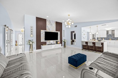 Welcome to this single-story residence in the desirable Lake - photo 13
