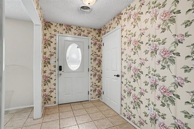 Welcome home to this spacious and inviting property offering an - photo 4