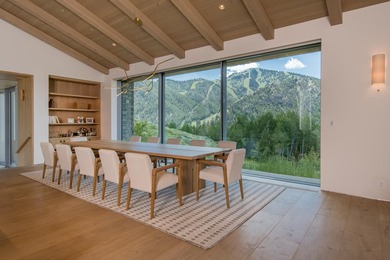Introducing an extraordinary, newly-completed private estate - photo 14